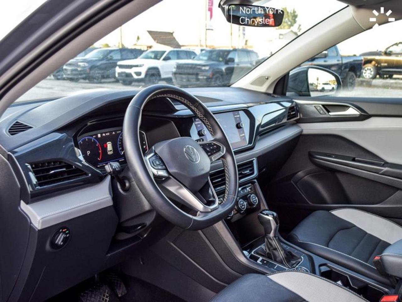 2022 Volkswagen Taos Highline 4MOTION Panoroof Heated Seats Apple CarPlay Android Auto Photo