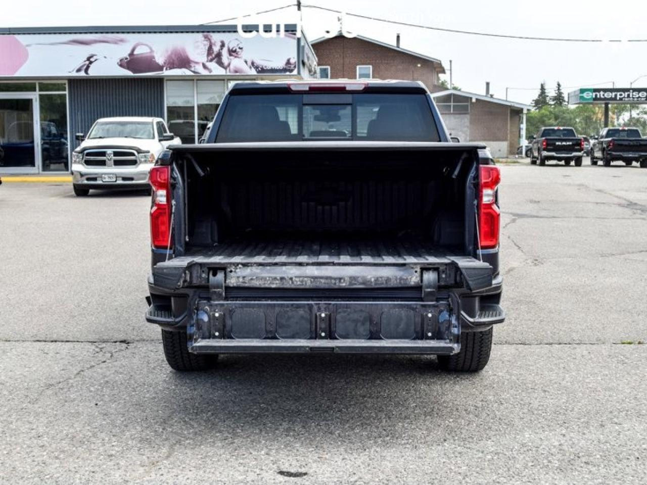 2023 Chevrolet Silverado 1500 RST Photo