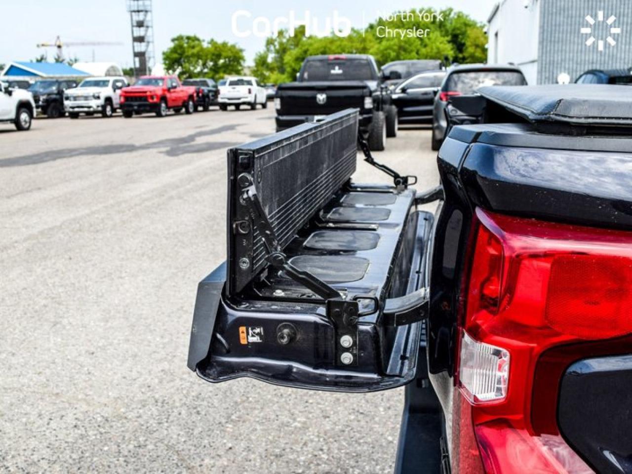 2023 Chevrolet Silverado 1500 RST Photo