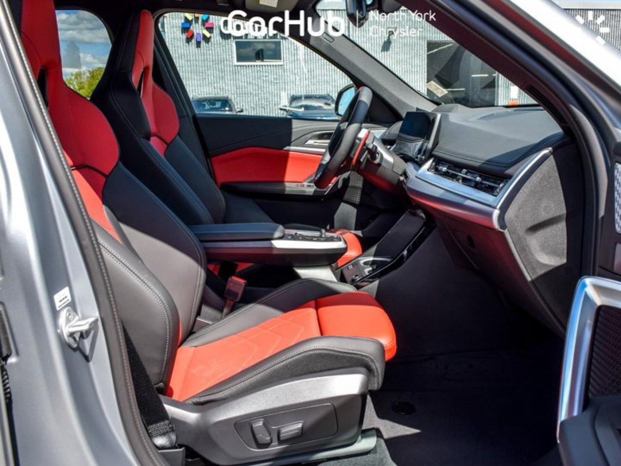 2025 BMW X1 M35i xDrive Photo