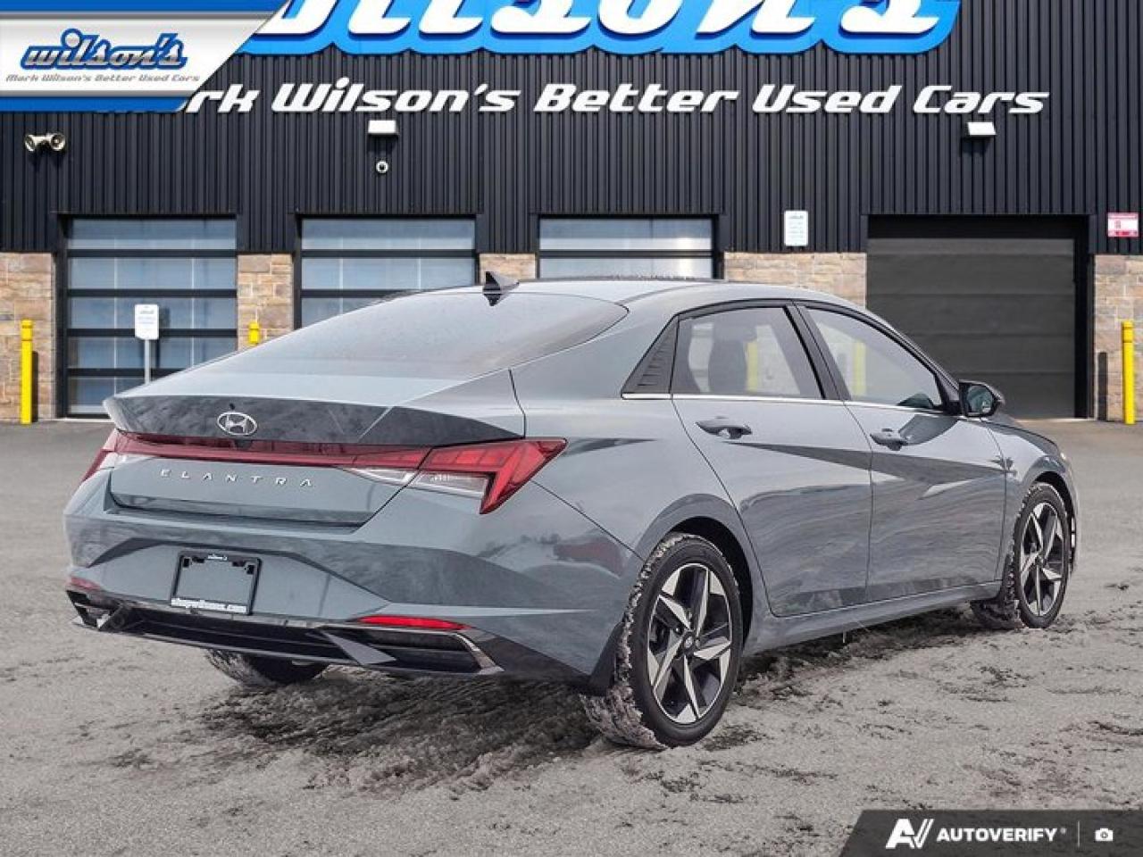 2022 Hyundai Elantra Ultimate | Leather | Sunroof | Heated Wheel + Seats | Rear Camera | CarPlay + Android | and More ! Photo