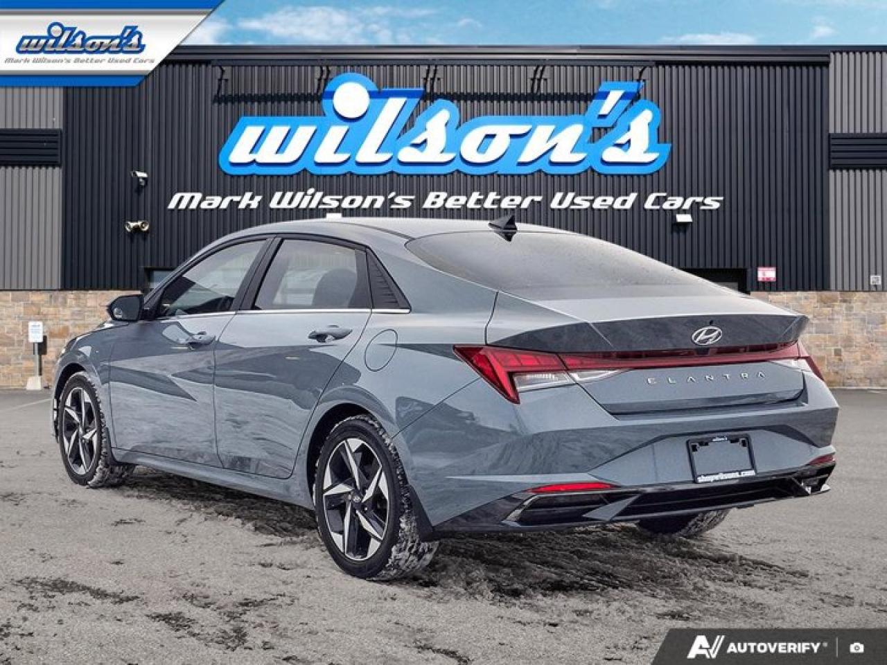 2022 Hyundai Elantra Ultimate | Leather | Sunroof | Heated Wheel + Seats | Rear Camera | CarPlay + Android | and More ! Photo2
