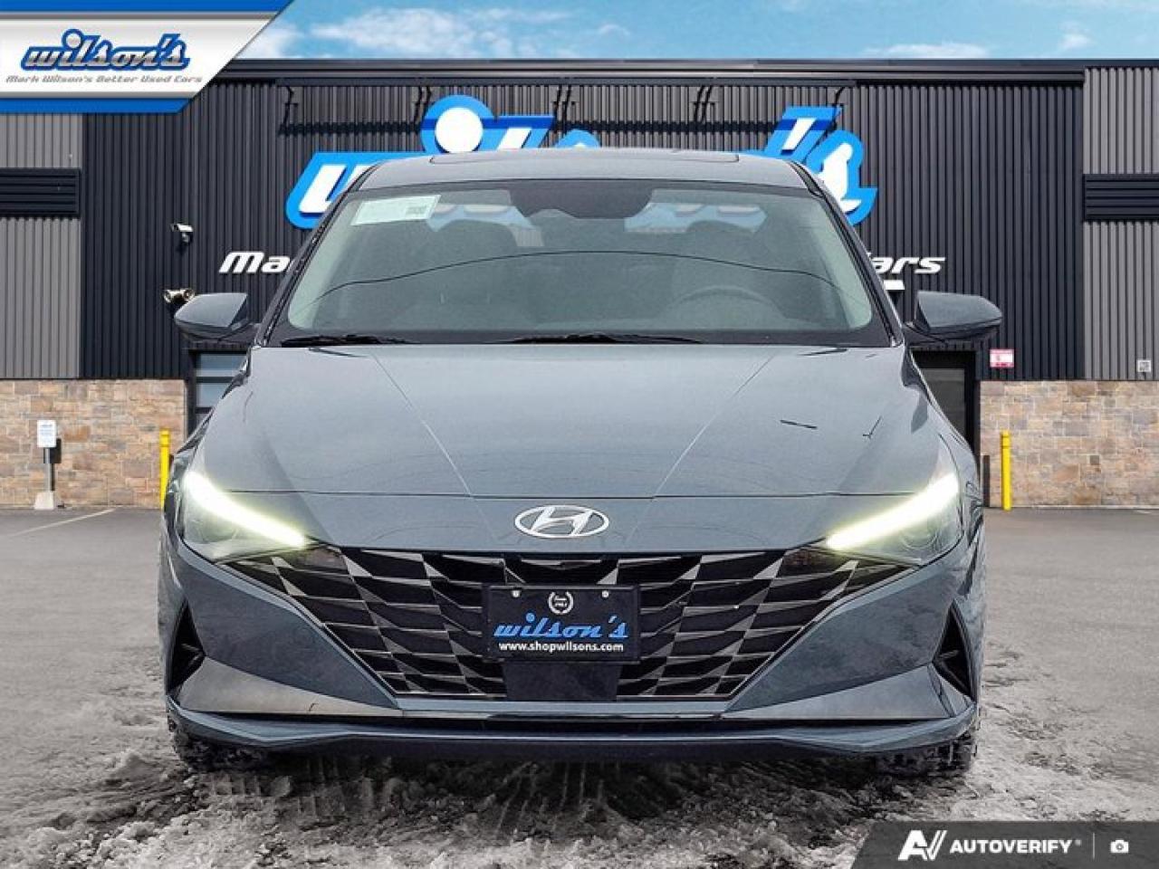 2022 Hyundai Elantra Ultimate | Leather | Sunroof | Heated Wheel + Seats | Rear Camera | CarPlay + Android | and More ! Photo