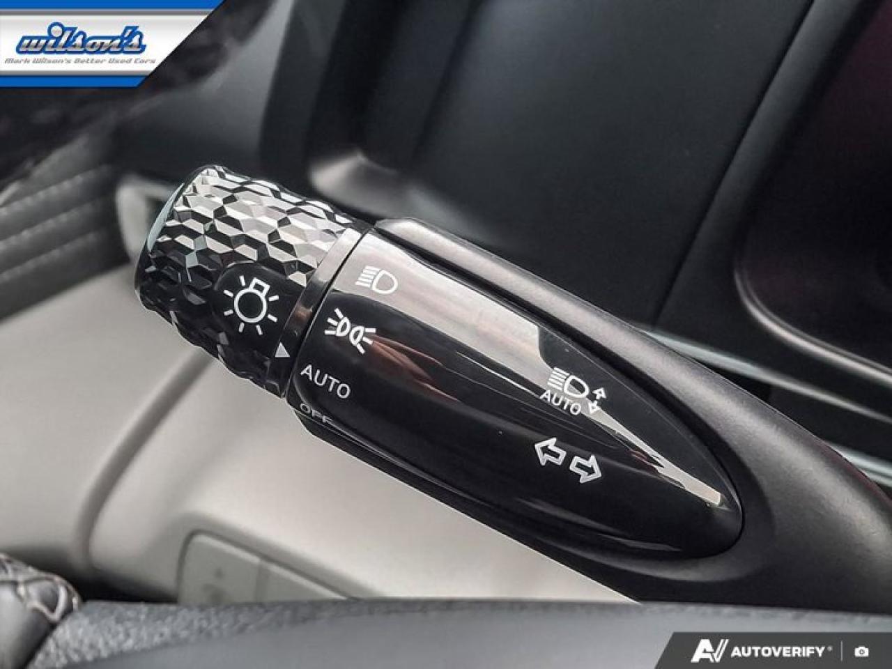 2022 Hyundai Elantra Ultimate | Leather | Sunroof | Heated Wheel + Seats | Rear Camera | CarPlay + Android | and More ! Photo