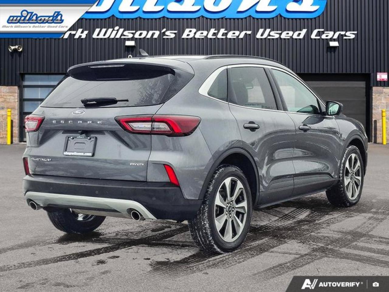 2023 Ford Escape Platinum AWD | Nav | Leather | Apple Carplay | Remote Start | 360 Cam | Heated Seats | and More ! Photo4