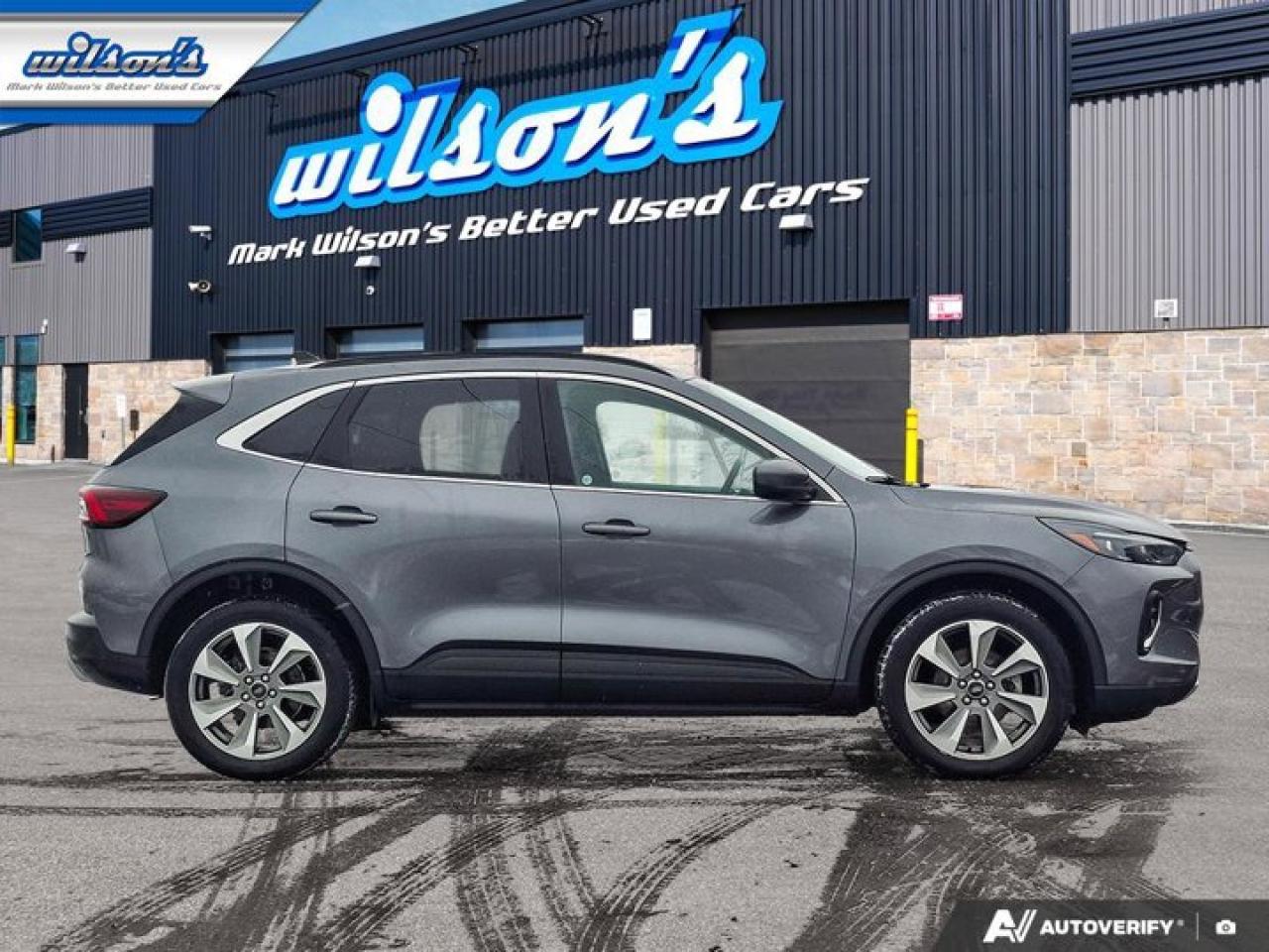 2023 Ford Escape Platinum AWD | Nav | Leather | Apple Carplay | Remote Start | 360 Cam | Heated Seats | and More ! Photo