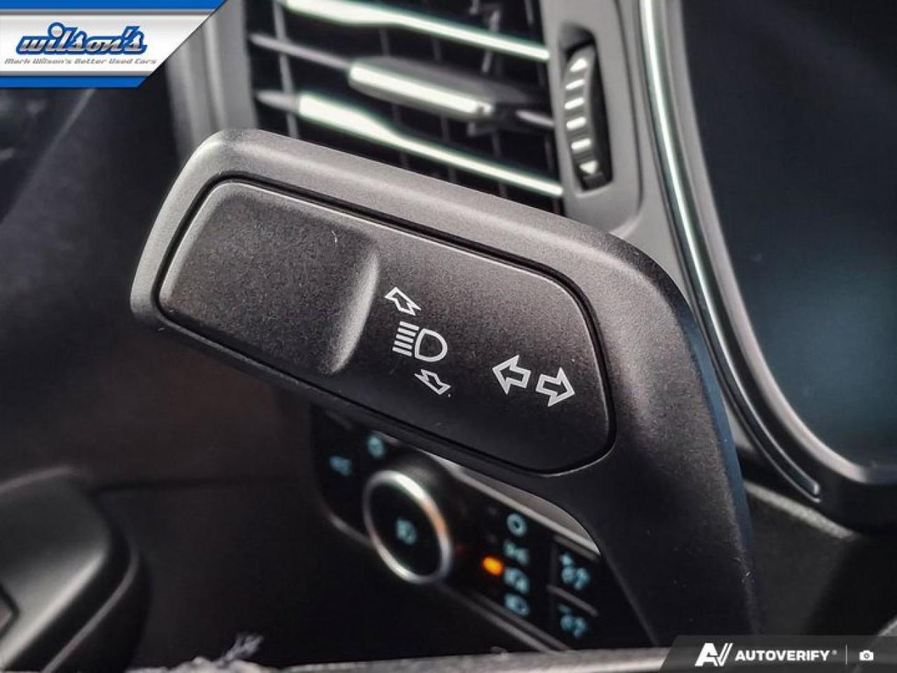 2023 Ford Escape Platinum AWD | Nav | Leather | Apple Carplay | Remote Start | 360 Cam | Heated Seats | and More ! Photo