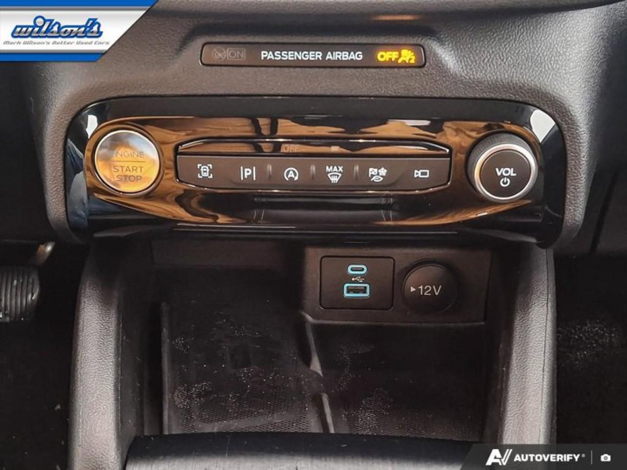 2023 Ford Escape Platinum AWD | Nav | Leather | Apple Carplay | Remote Start | 360 Cam | Heated Seats | and More ! Photo