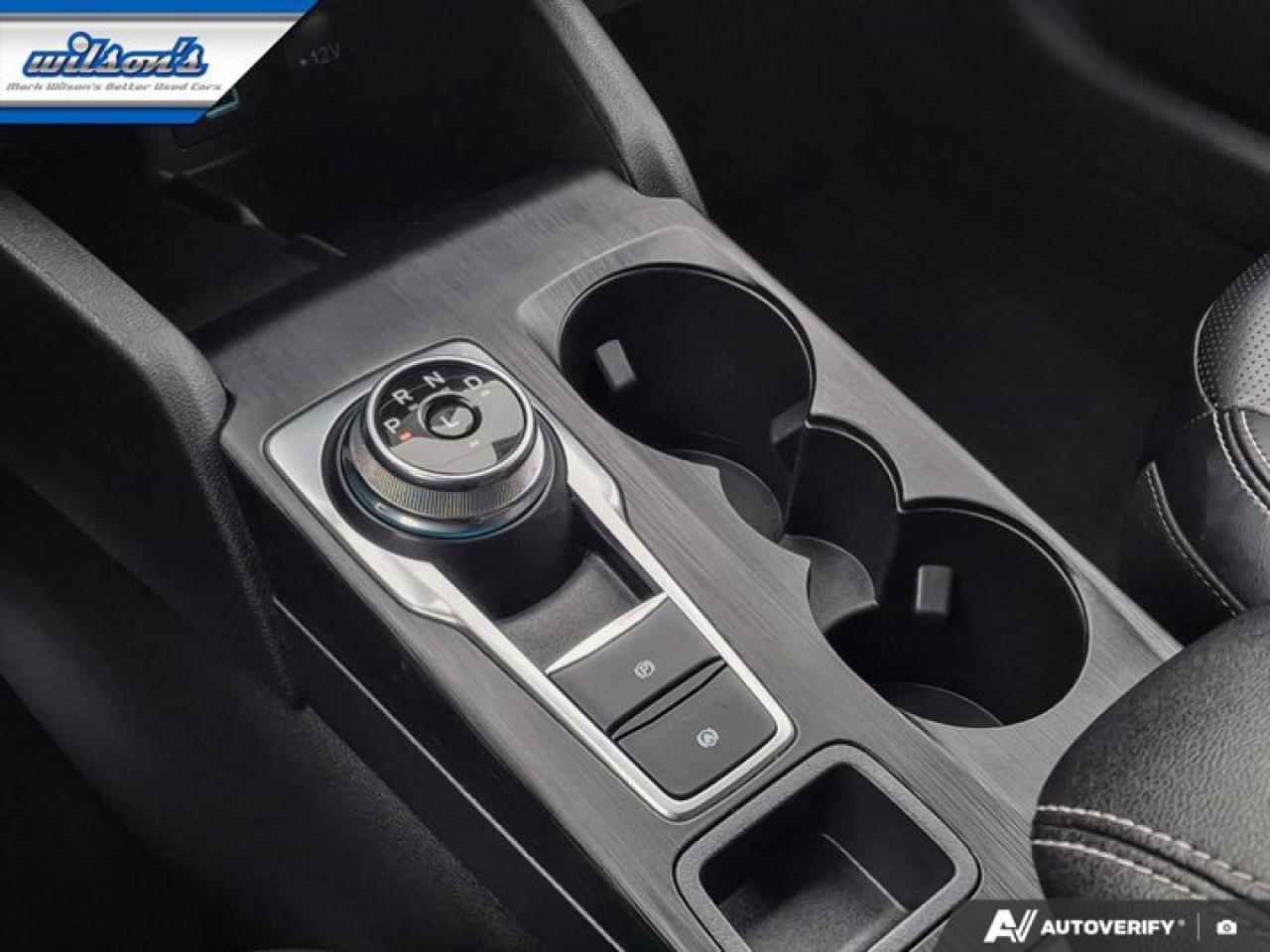 2023 Ford Escape Platinum AWD | Leather | Heated Seats | Nav | 360 Cam | Apple Carplay | Safety Tech | and More ! Photo