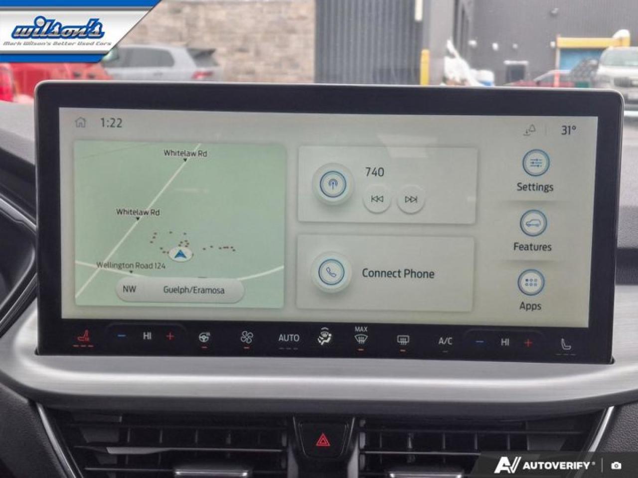 2023 Ford Escape Platinum AWD | Leather | Heated Seats | Nav | 360 Cam | Apple Carplay | Safety Tech | and More ! Photo