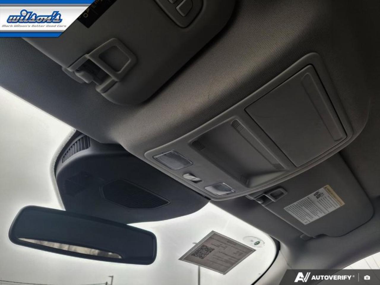 2023 Ford Escape Platinum AWD | Leather | Heated Seats | Nav | 360 Cam | Apple Carplay | Safety Tech | and More ! Photo