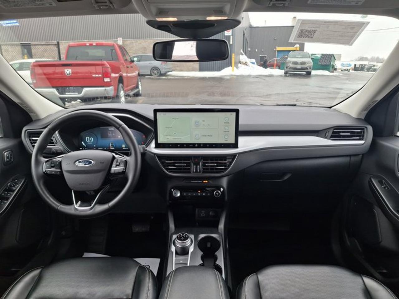 2023 Ford Escape Platinum AWD | Leather | Heated Seats | Nav | 360 Cam | Apple Carplay | Safety Tech | and More ! Photo