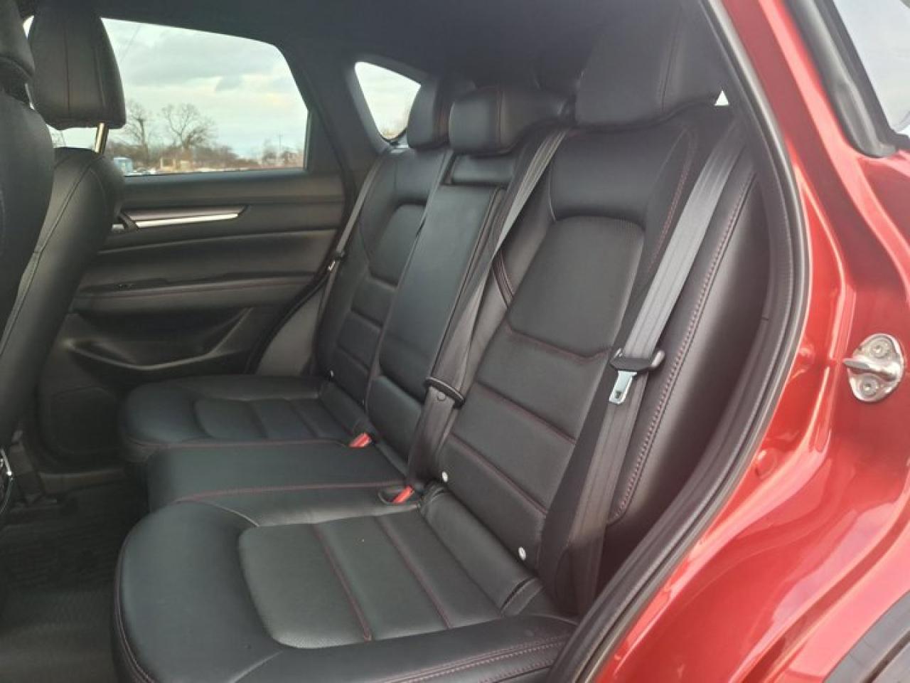 2022 Mazda CX-5 Sport Design AWD | Leather | Sunroof | Heated + Ventilated Seats | Heated Steering | and Much More ! Photo