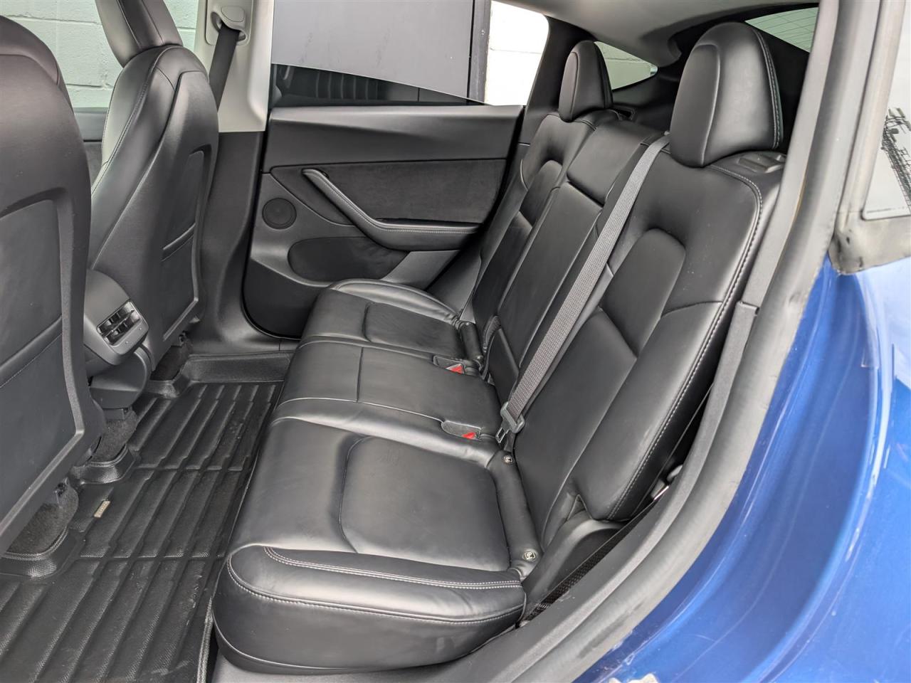 2021 Tesla Model Y LONG RANGE AWD - DUAL MOTOR Photo