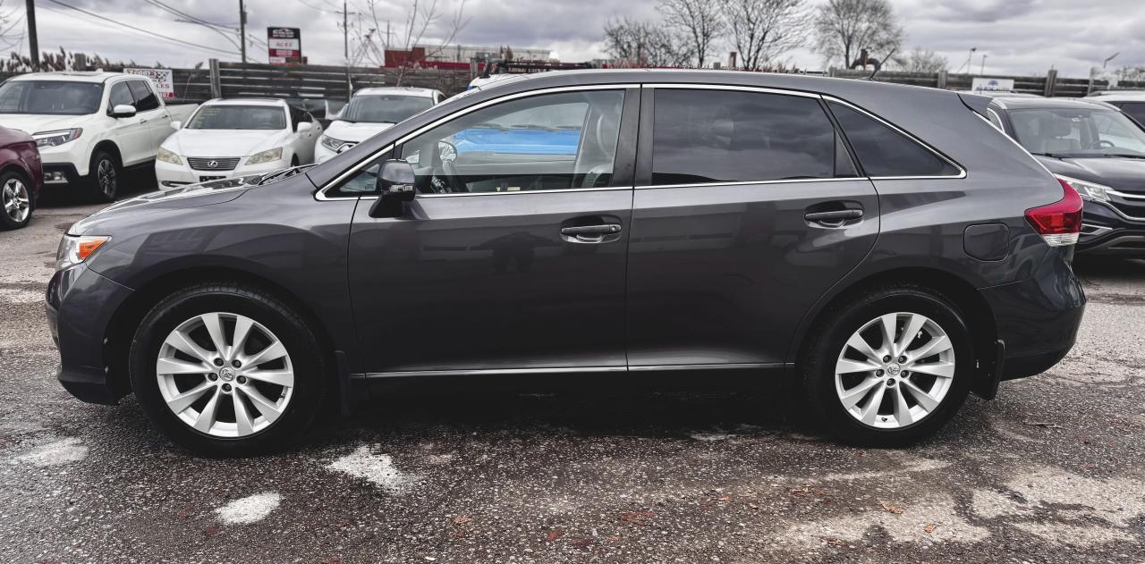 2016 Toyota Venza XLE AWD Photo