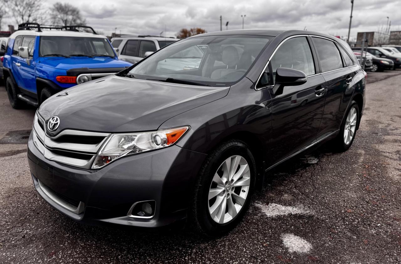 2016 Toyota Venza XLE AWD Photo0