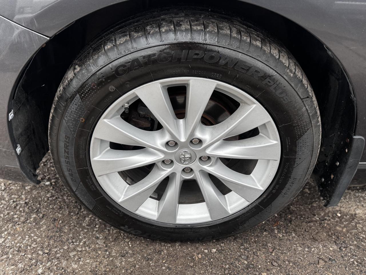 2016 Toyota Venza XLE AWD Photo