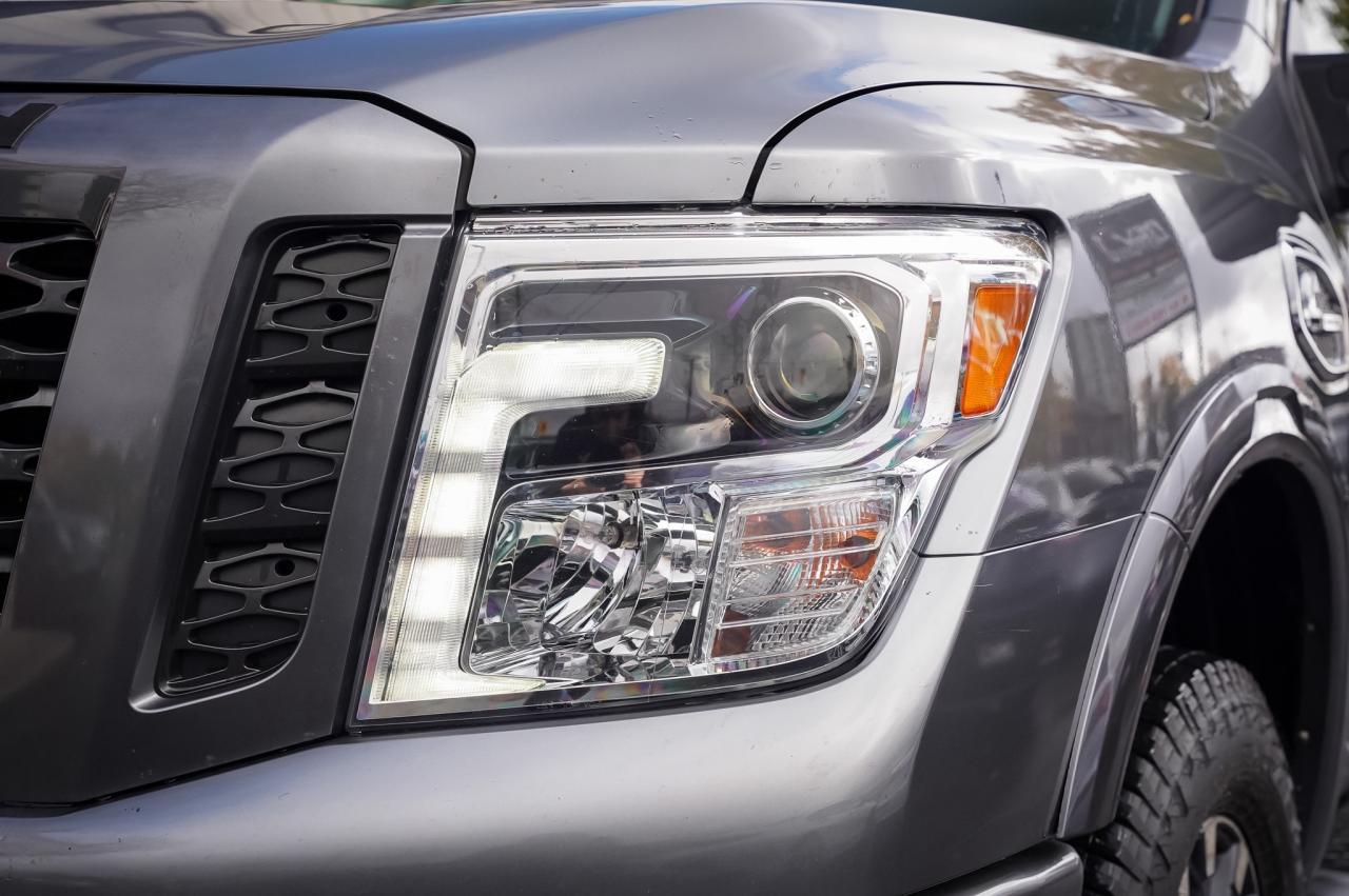 2018 Nissan Titan PRO-4X  $14000 BUILT IN. Photo
