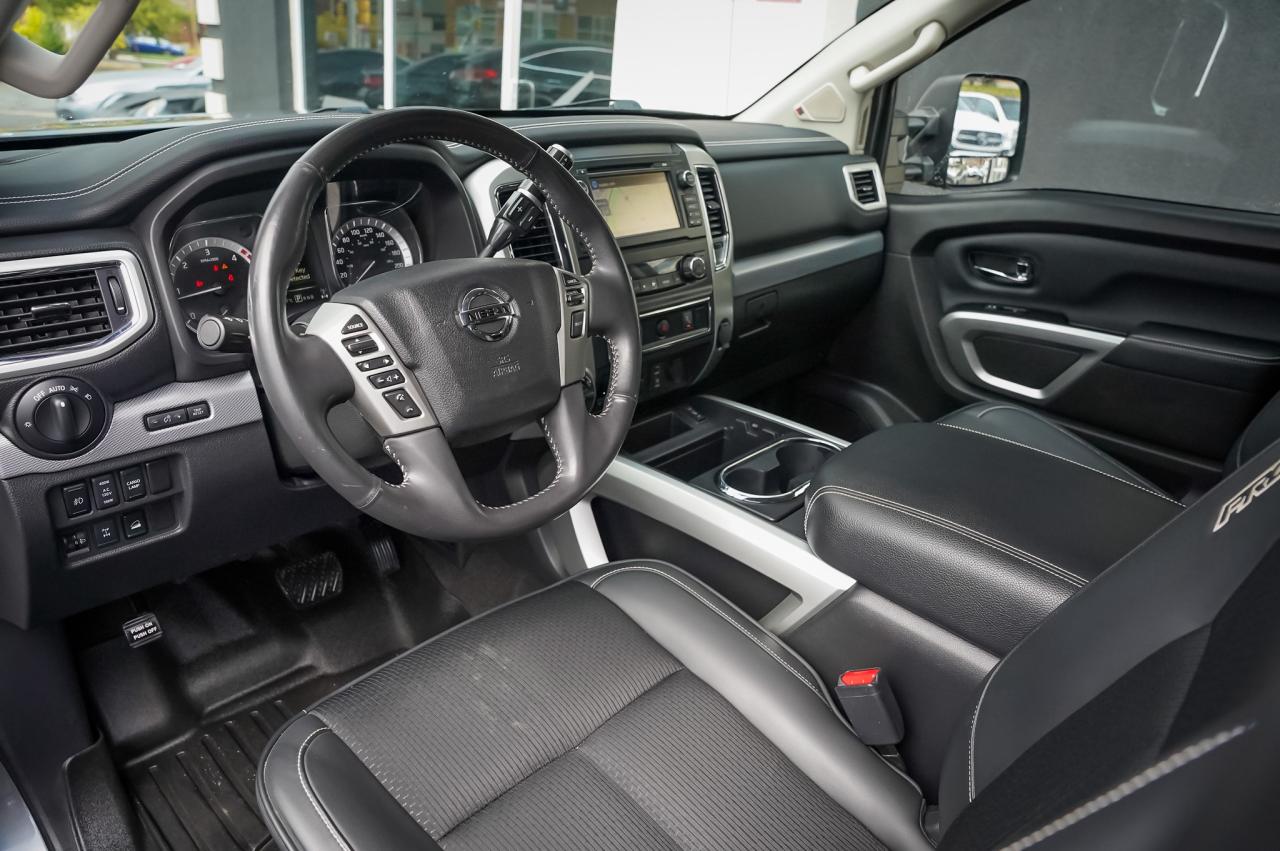 2018 Nissan Titan PRO-4X  $14000 BUILT IN. Photo