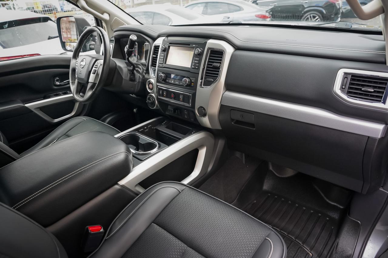 2018 Nissan Titan PRO-4X  $14000 BUILT IN. Photo