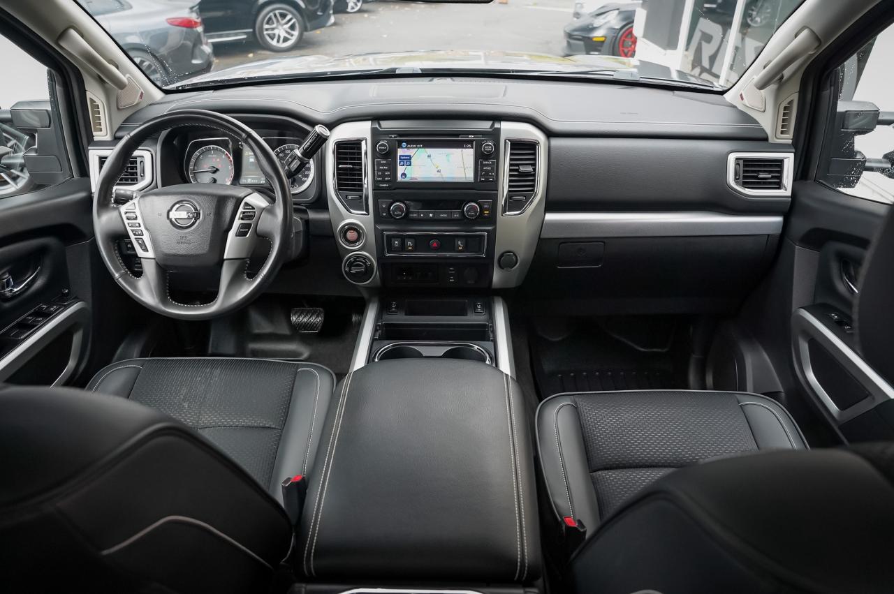 2018 Nissan Titan PRO-4X  $14000 BUILT IN. Photo
