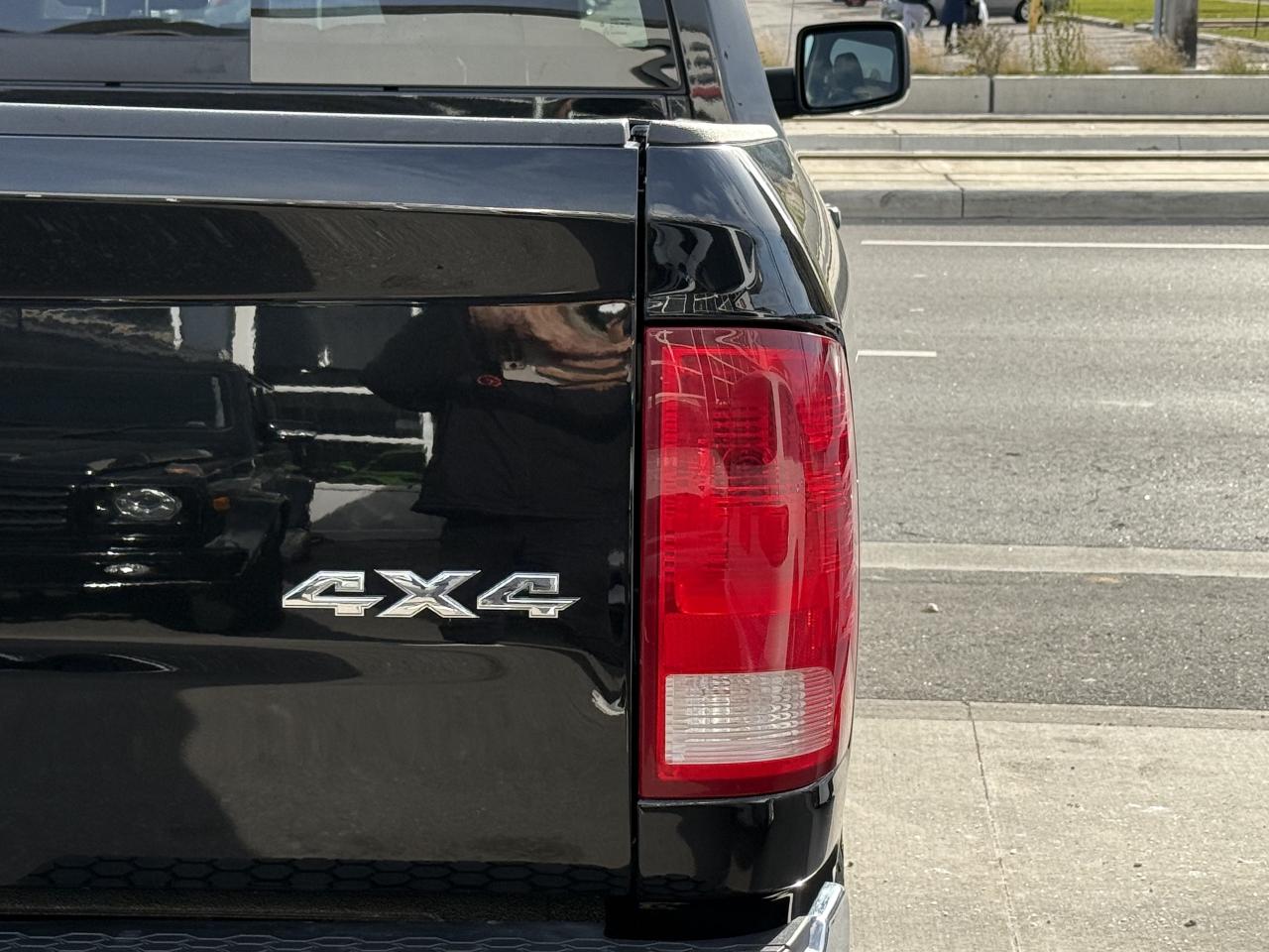 2018 RAM 1500 SLT | UPGRADED LEATHER | BACK UP CAMERA Photo