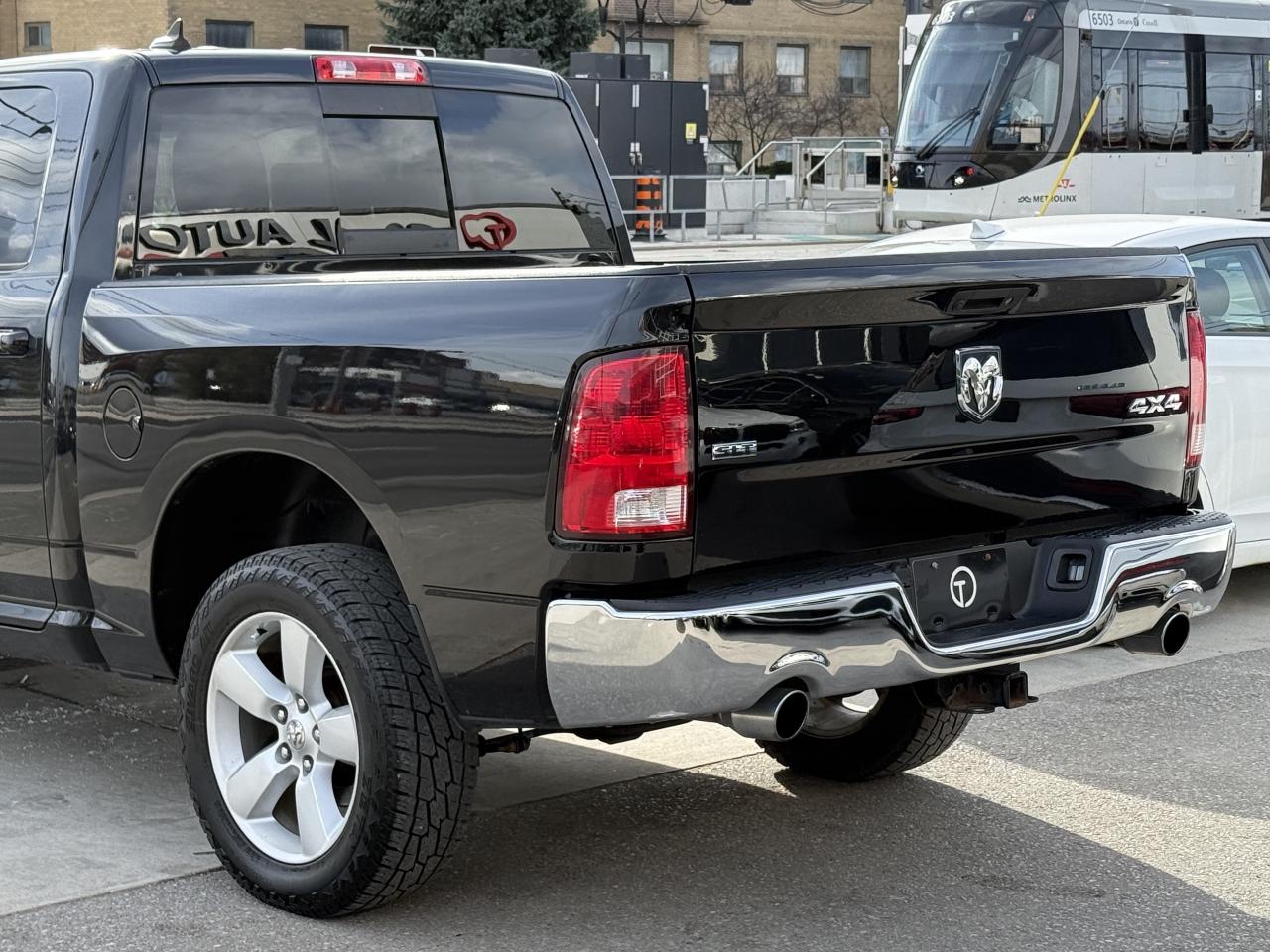 2018 RAM 1500 SLT | UPGRADED LEATHER | BACK UP CAMERA Photo