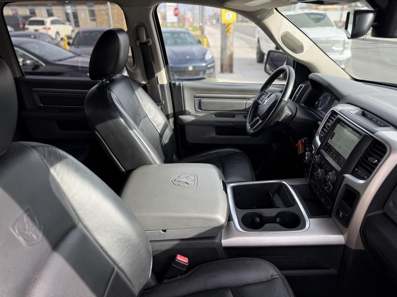 2018 RAM 1500 SLT | UPGRADED LEATHER | BACK UP CAMERA Photo