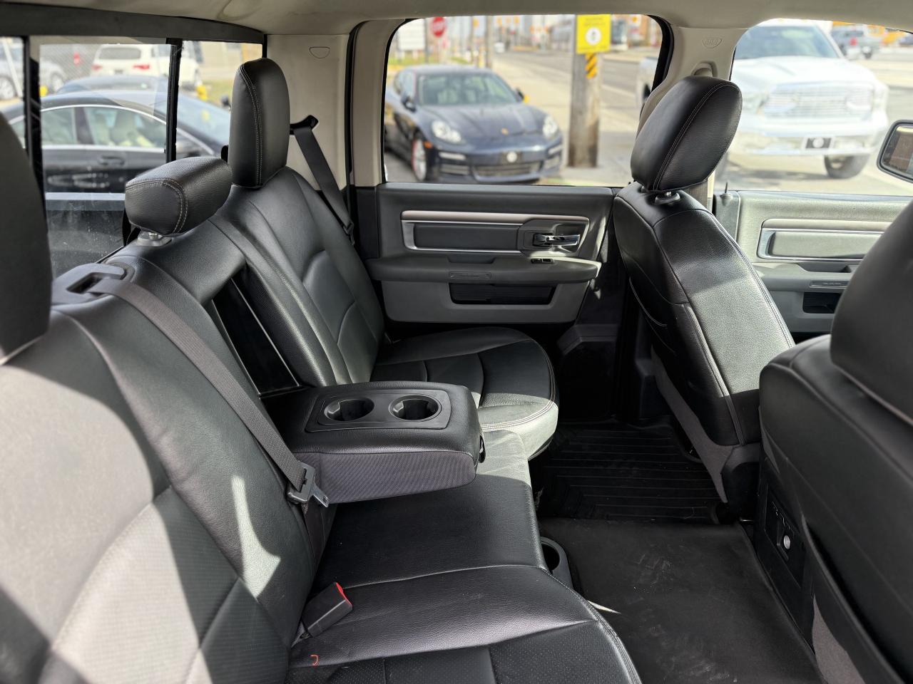 2018 RAM 1500 SLT | UPGRADED LEATHER | BACK UP CAMERA Photo