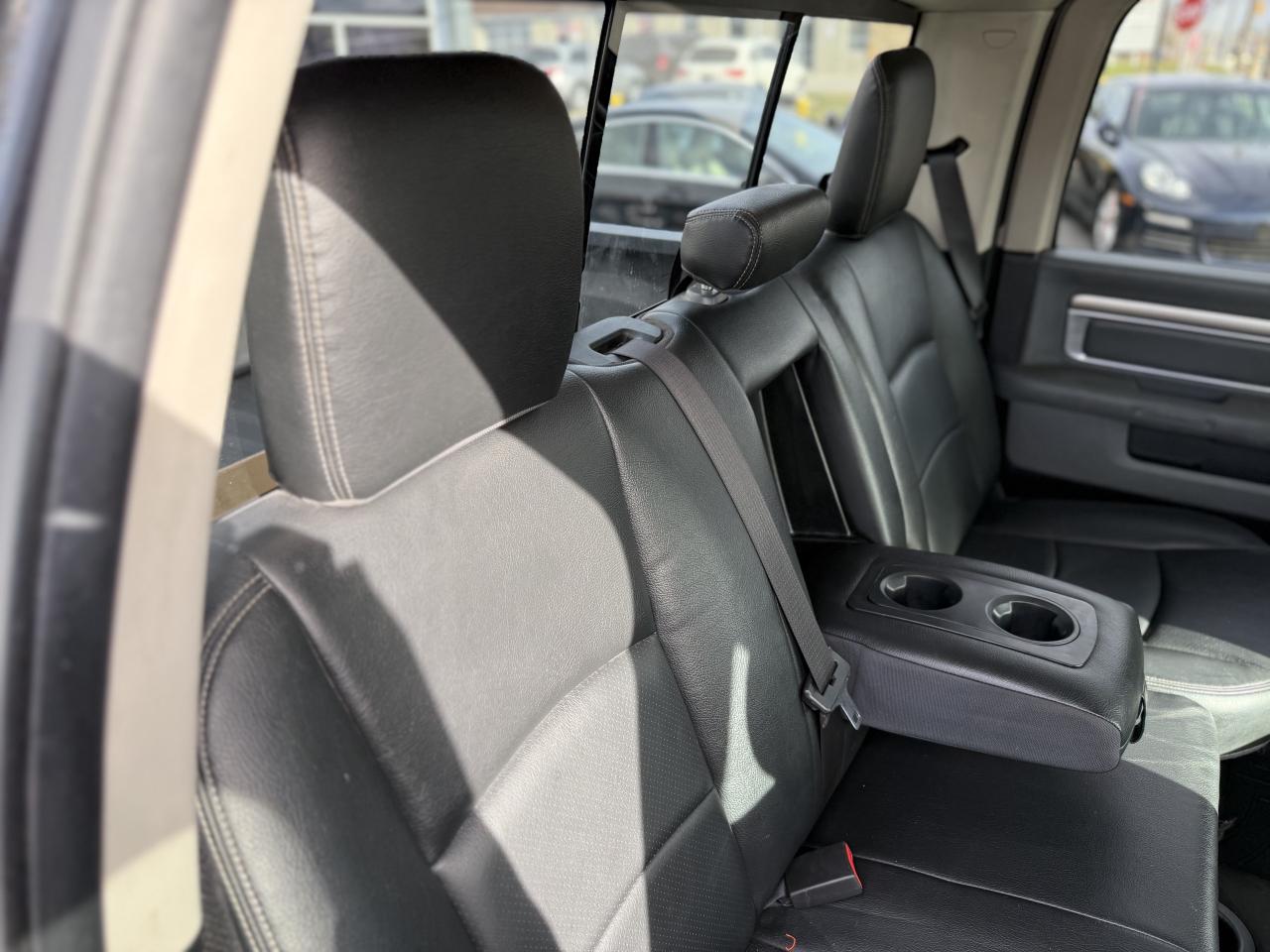 2018 RAM 1500 SLT | UPGRADED LEATHER | BACK UP CAMERA Photo