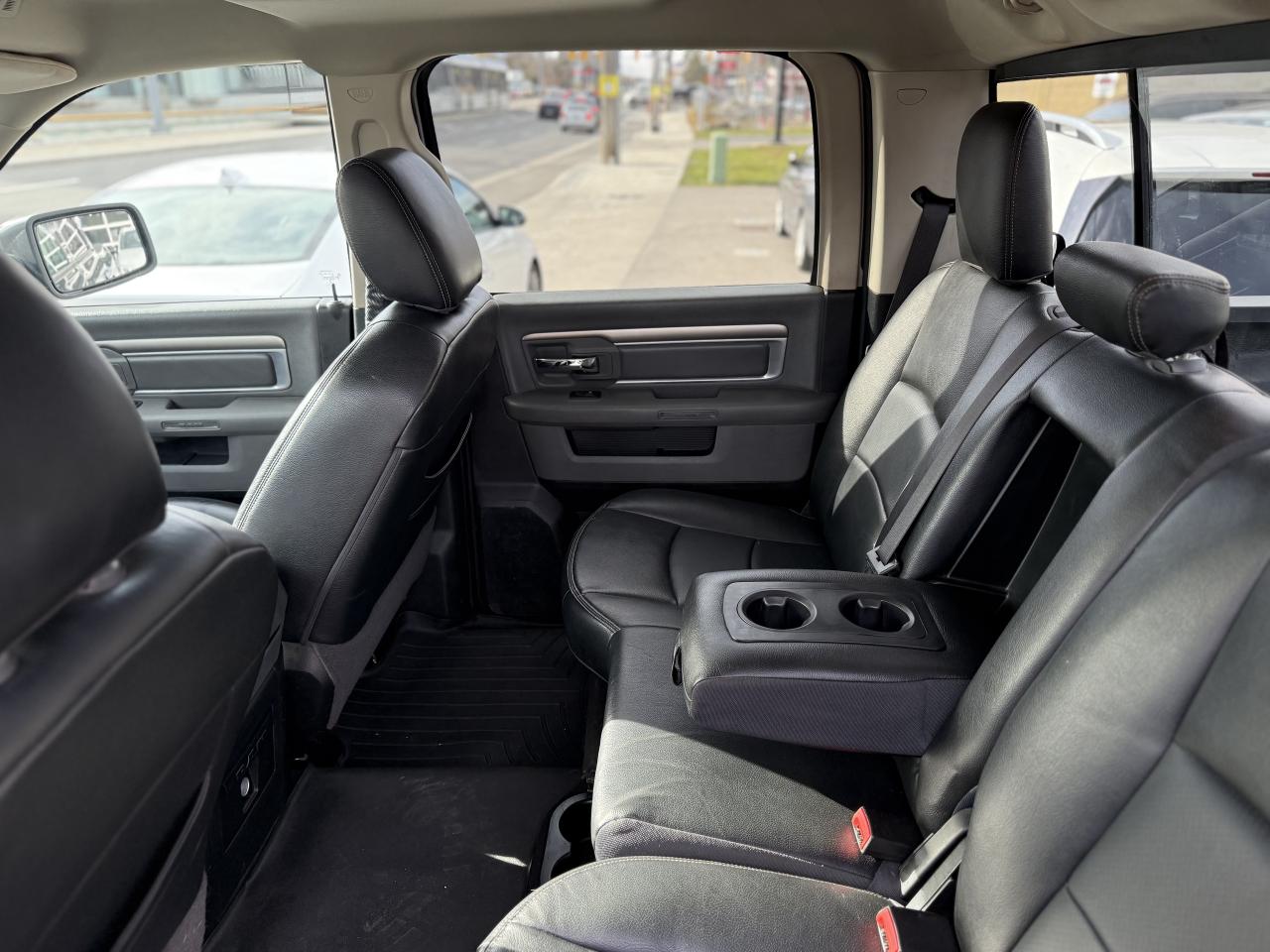 2018 RAM 1500 SLT | UPGRADED LEATHER | BACK UP CAMERA Photo