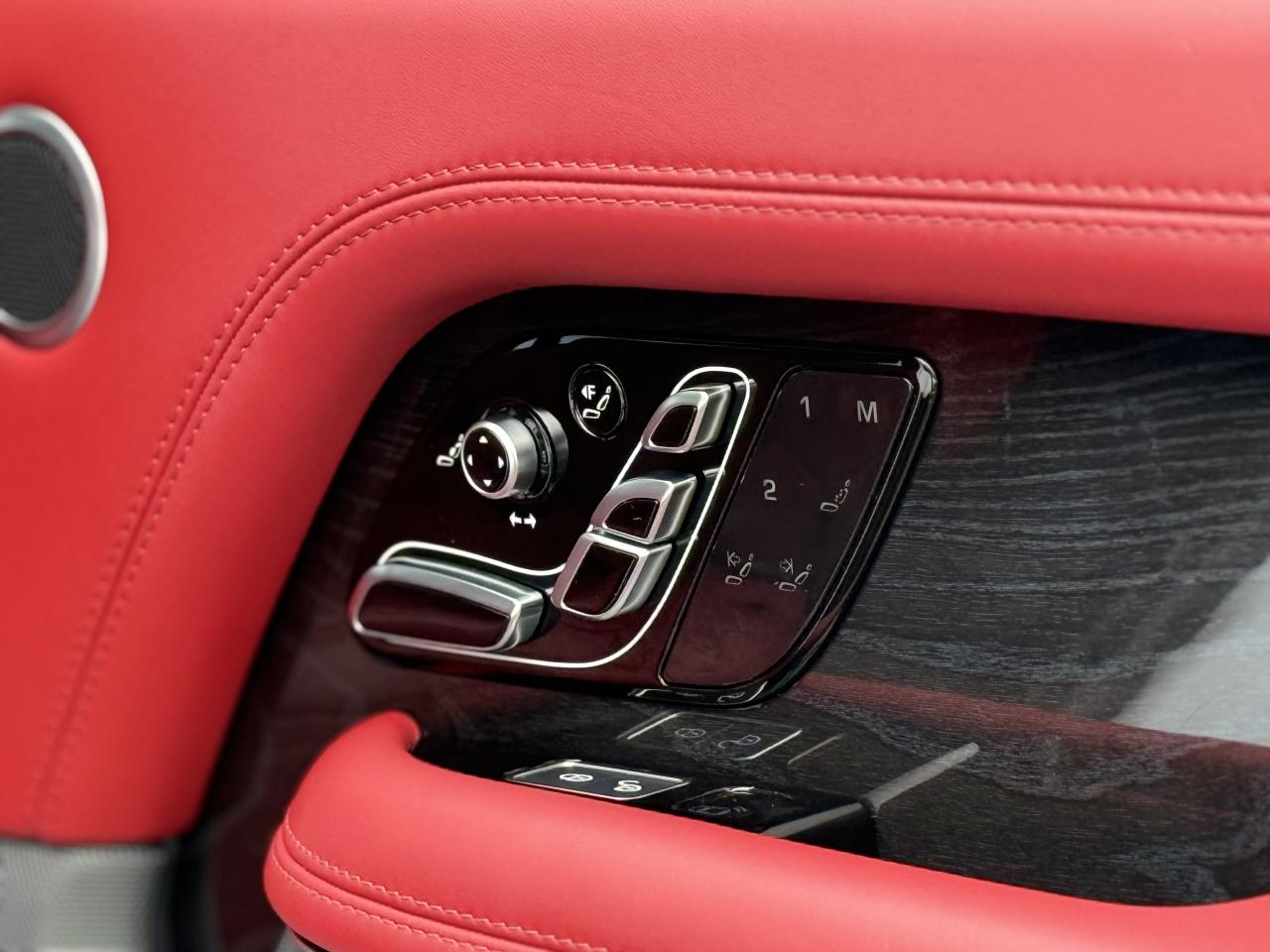 2020 Land Rover Range Rover P525 AUTOBIOGRAPHY | FULLY LOADED Photo