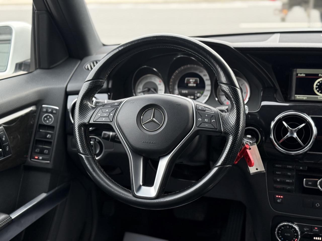 2014 Mercedes-Benz GLK-Class 250 | PREMIUM PKG | LOADED | Photo