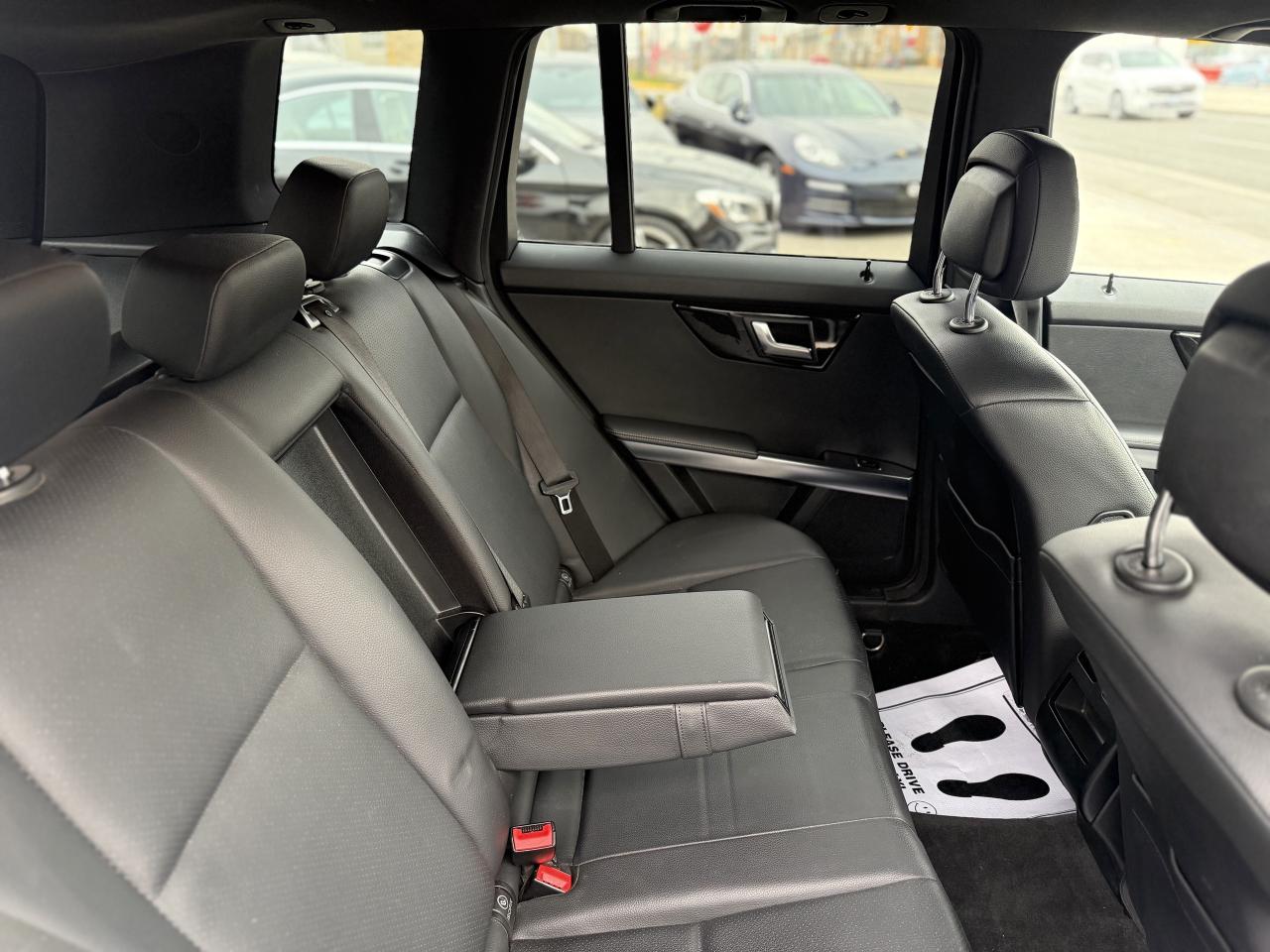 2014 Mercedes-Benz GLK-Class 250 | PREMIUM PKG | LOADED | Photo