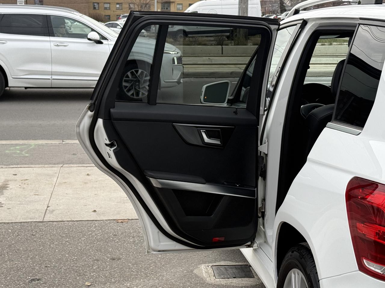 2014 Mercedes-Benz GLK-Class 250 | PREMIUM PKG | LOADED | Photo