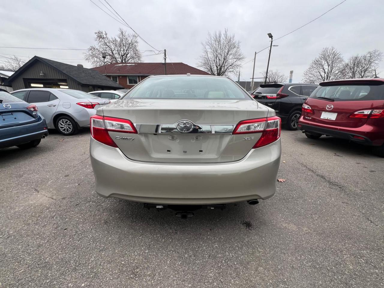 2014 Toyota Camry XLE Photo