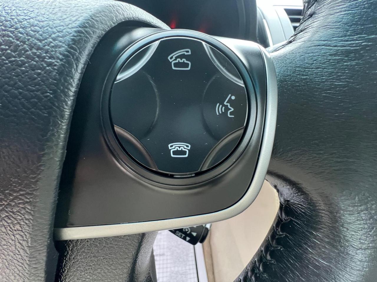 2014 Toyota Camry XLE Photo