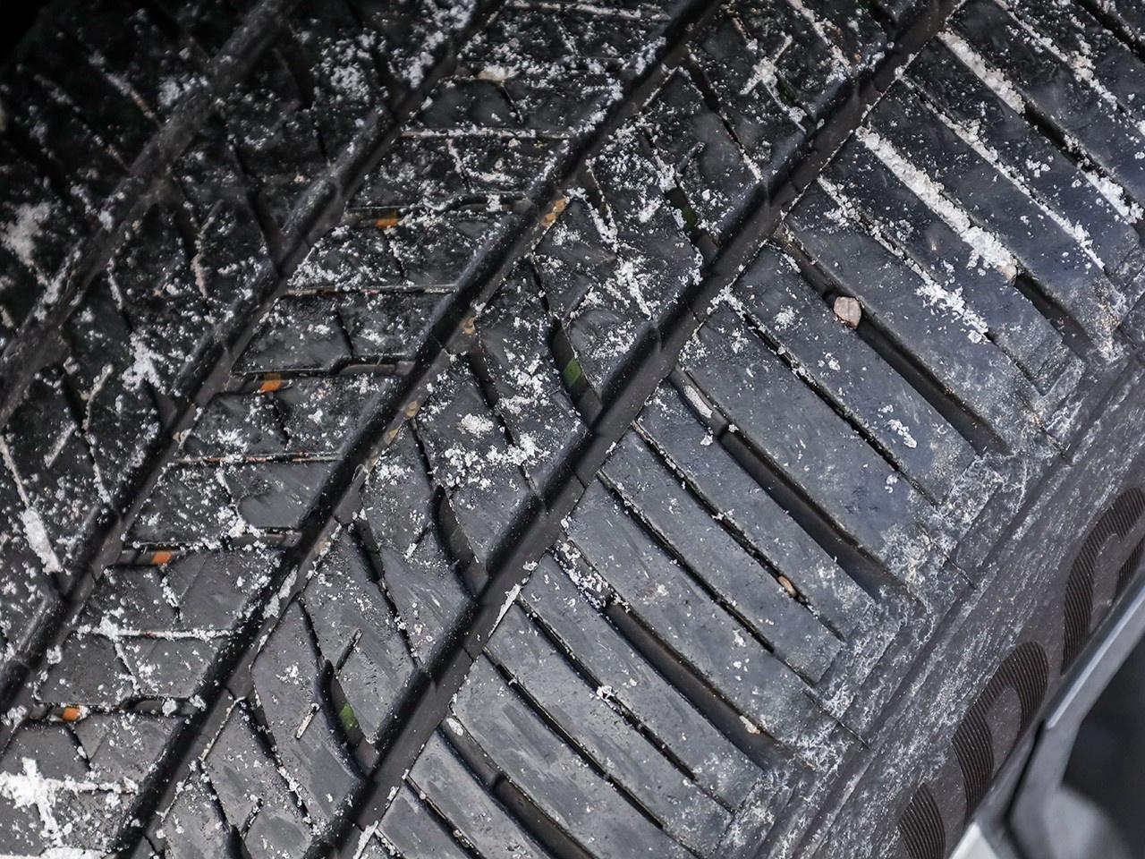 2025 Toyota bZ4X XLE Photo