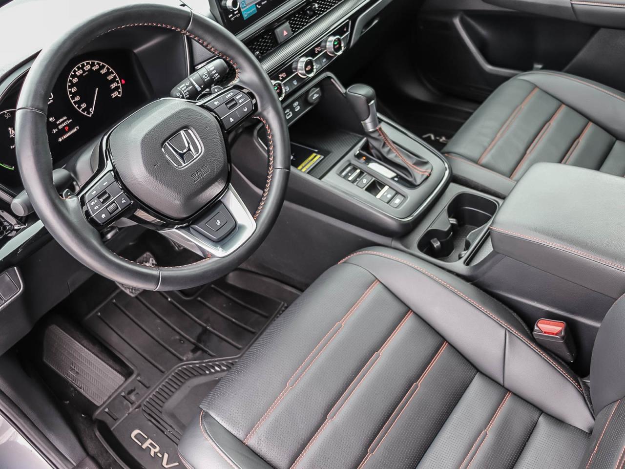 2025 Honda CR-V Touring Photo