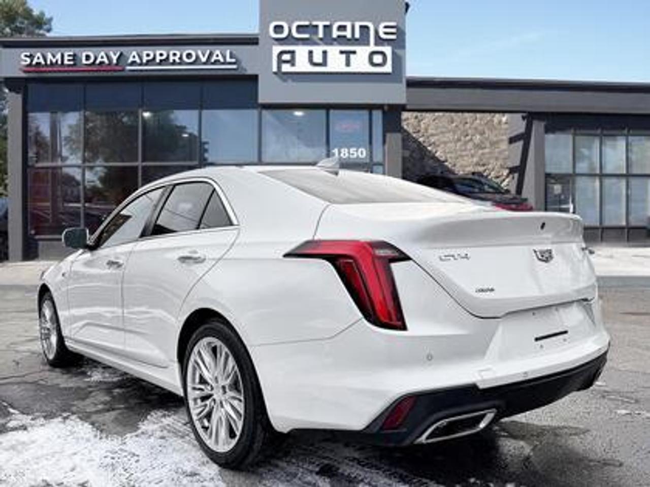 2020 Cadillac CT4 4dr Sdn Premium Luxury Photo3