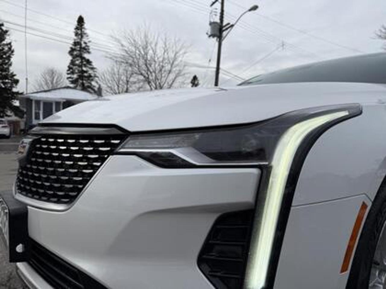 2020 Cadillac CT4 4dr Sdn Premium Luxury Photo