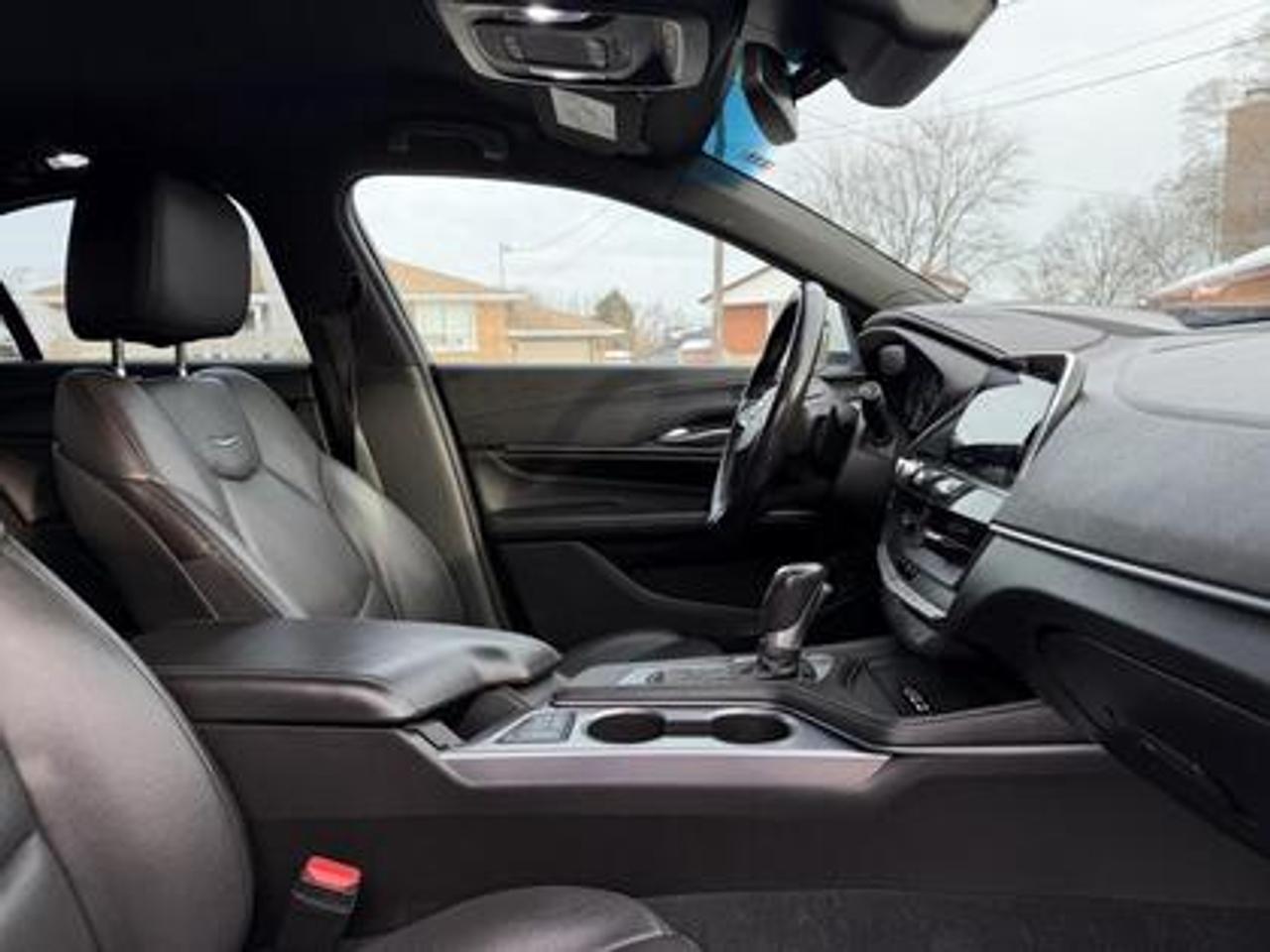 2020 Cadillac CT4 4dr Sdn Premium Luxury Photo