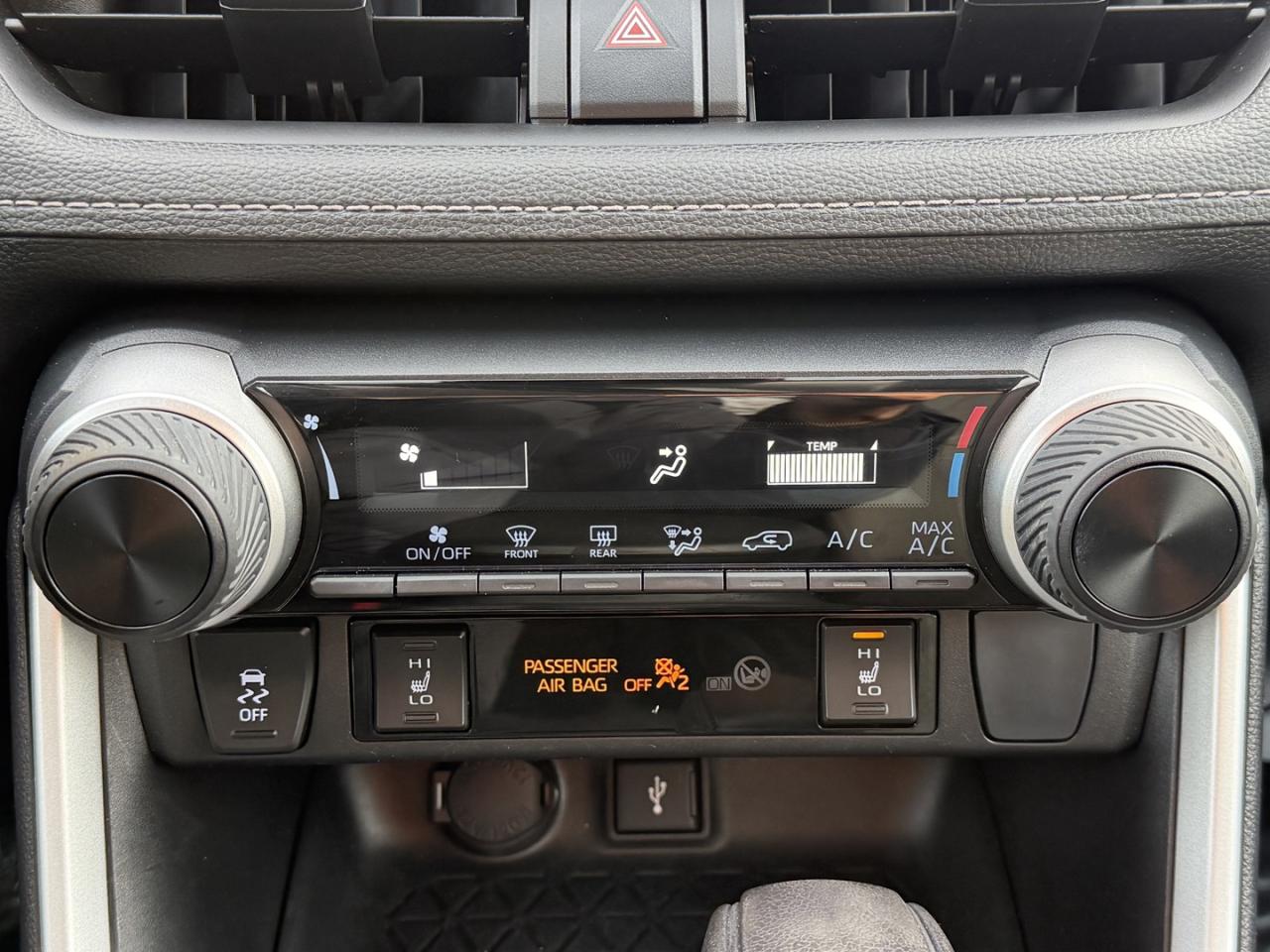 2022 Toyota RAV4 LE FWD - Photo #21