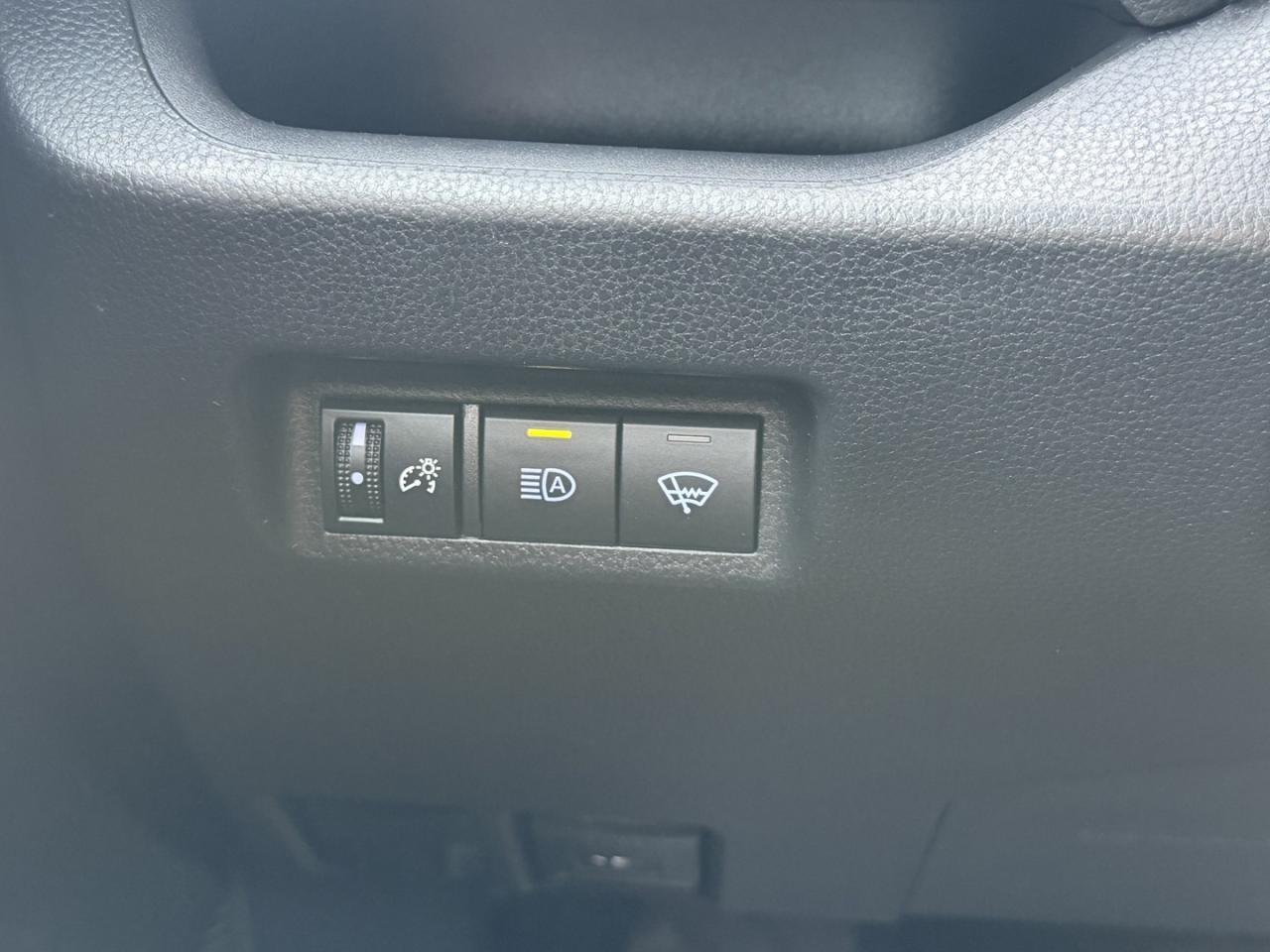 2022 Toyota RAV4 LE FWD - Photo #24