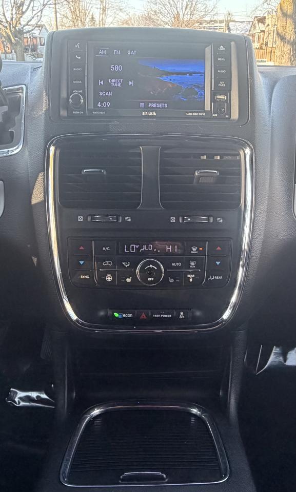 2018 Dodge Grand Caravan GT Photo