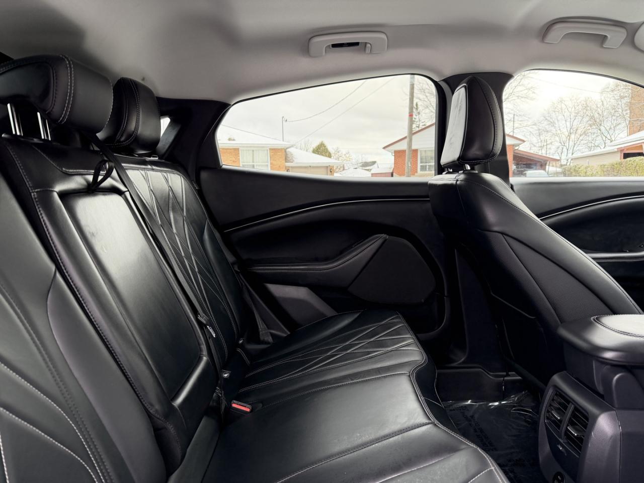 2022 Ford Mustang Mach-E Select AWD - Photo #8