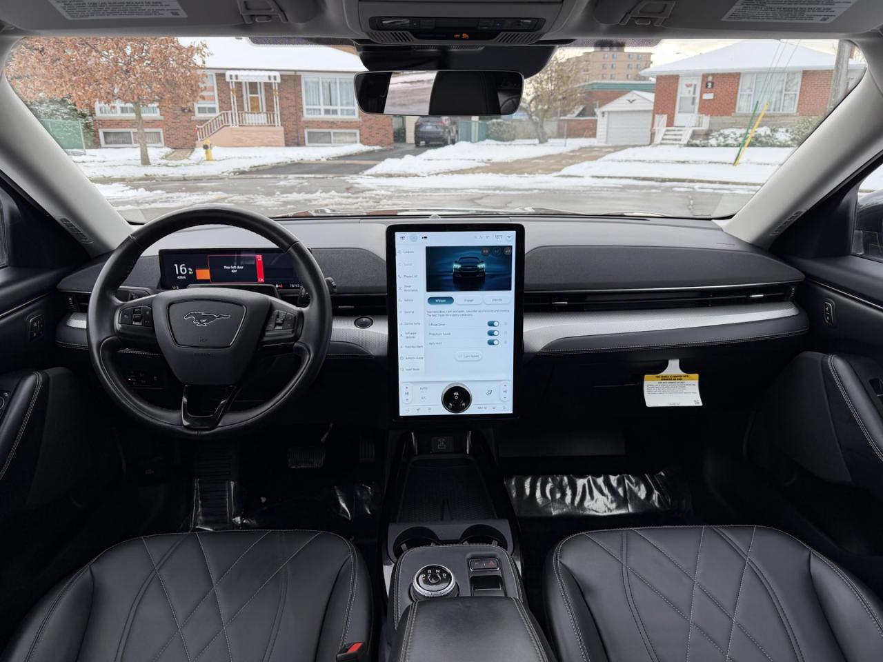 2022 Ford Mustang Mach-E Select AWD - Photo #12