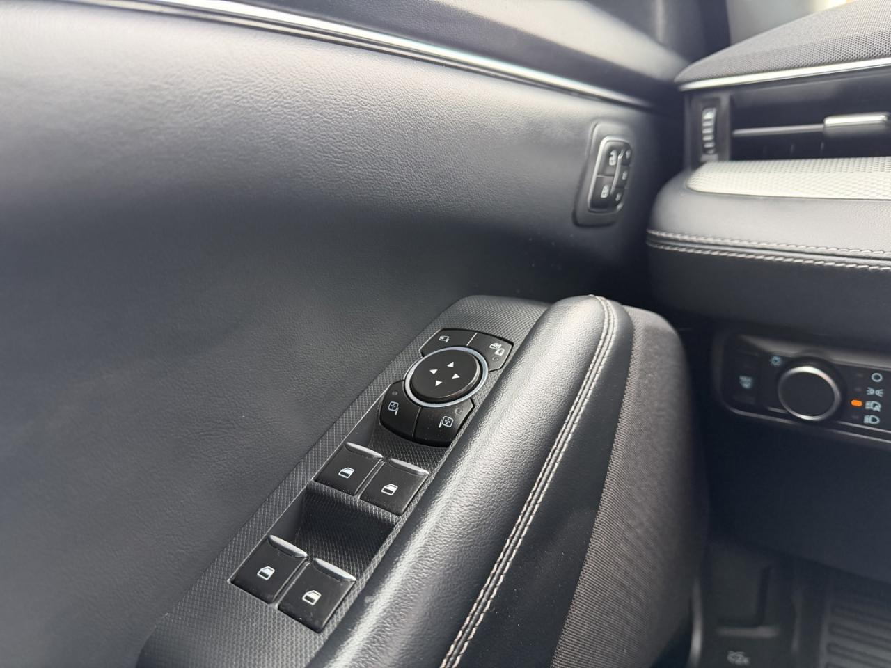 2022 Ford Mustang Mach-E Select AWD - Photo #20