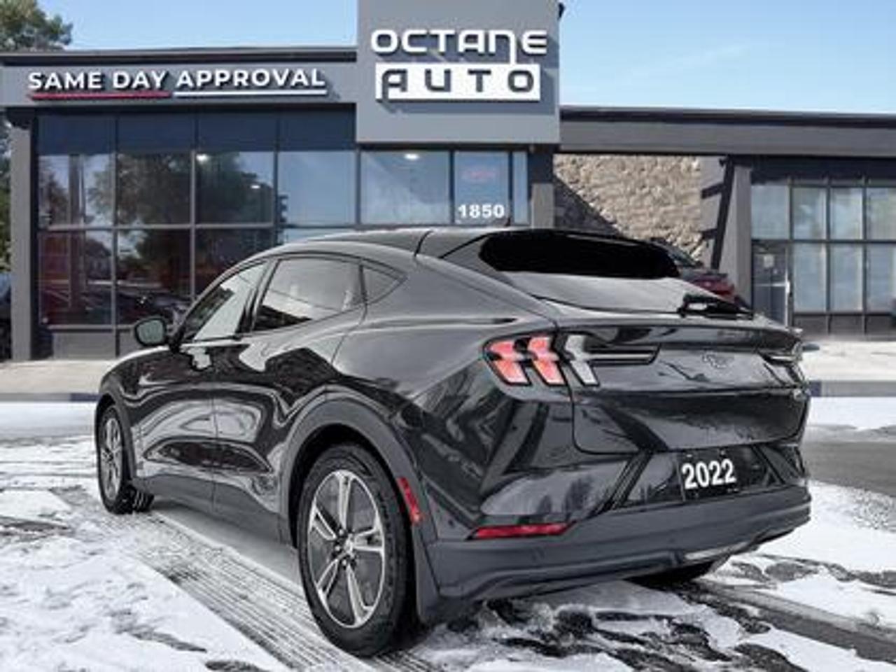 2022 Ford Mustang Mach-E Select AWD Photo