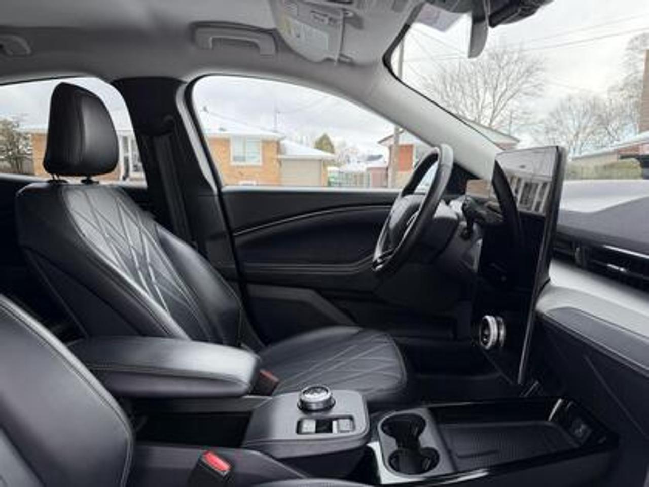 2022 Ford Mustang Mach-E Select AWD Photo